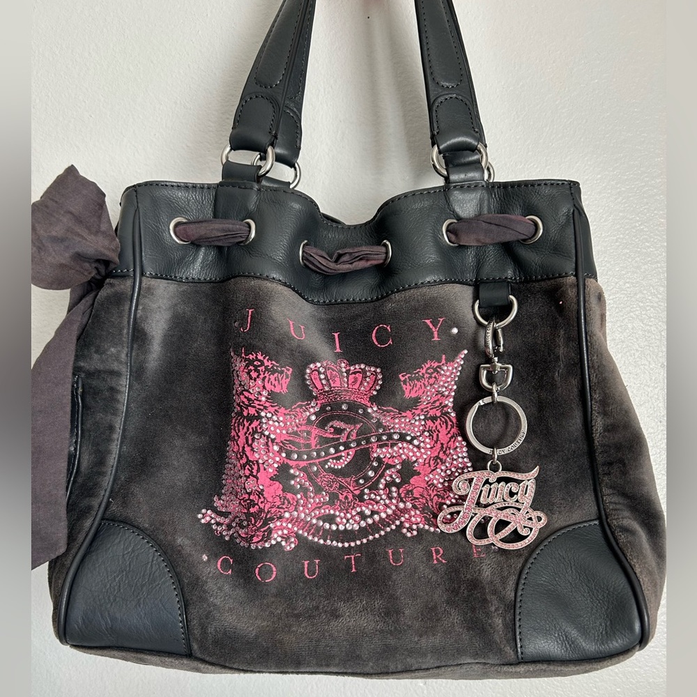 Juicy Couture Velour Scottie Daydreamer Bag